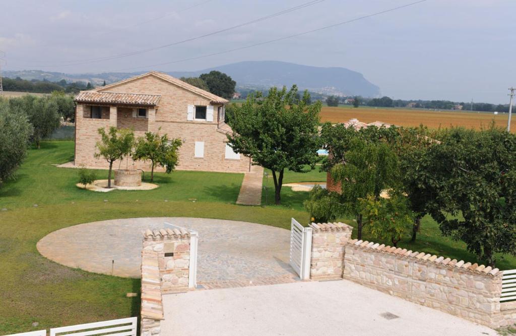 لوريتو Casale Papa Country Village المظهر الخارجي الصورة